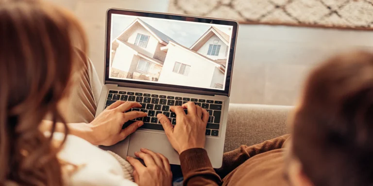 Homebuyer comparing fixed-rate and ARM mortgage timelines