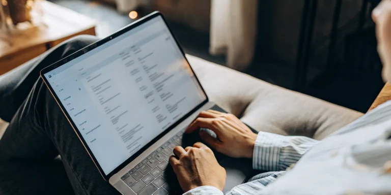 Borrower comparing a mortgage quote and mortgage rate online